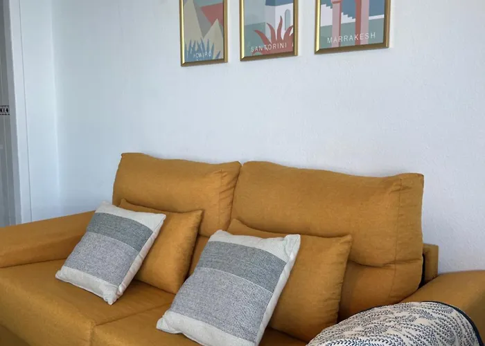 Rent4 Malaga La Torre De La Roca Apartmán *