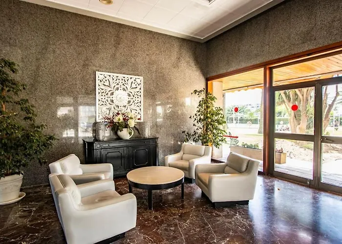 Rent4 Malaga La Torre De La Roca Torremolinos