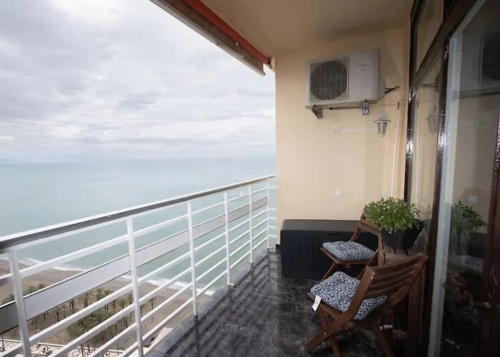 Rent4 Malaga La Torre De La Roca * Torremolinos