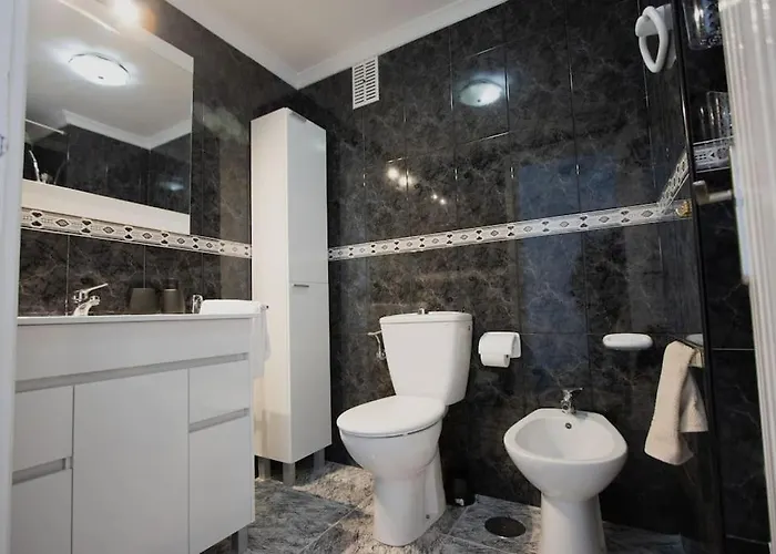 Rent4 Malaga La Torre De La Roca Apartmán *